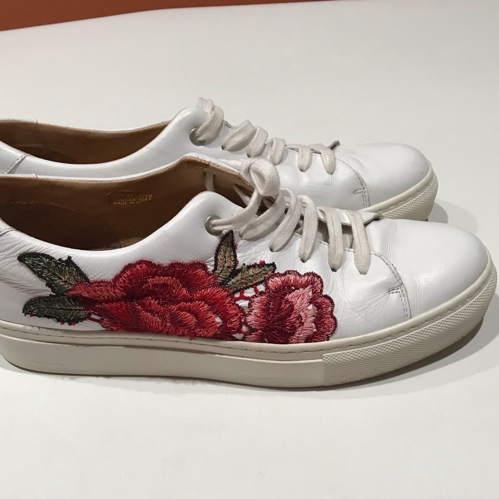 🌺🌺🌺SAKS Fifth Avenue White Leather Embroid.1.4” Platf. Sneakers, 41/39 US